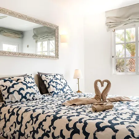 Spacious With Breath-taking Ocean Views, 13