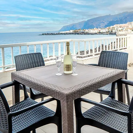 Appartamento Spacious With Breath-taking Ocean Views, 13 Puerto de Santiago (Tenerife)