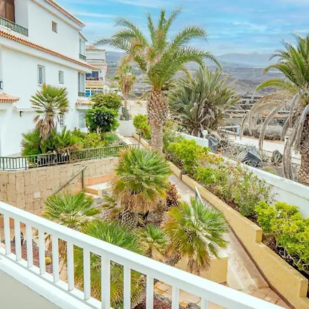 Spacious With Breath-taking Ocean Views, 13 Appartamento